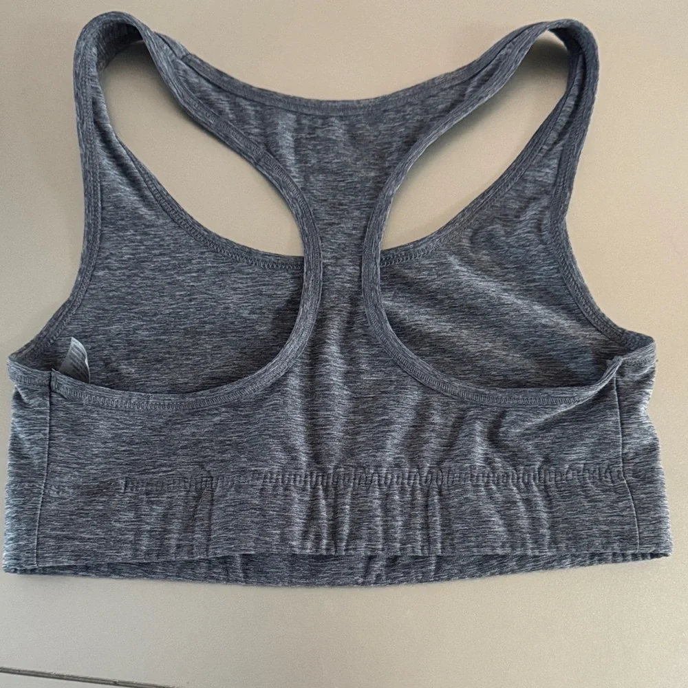 Seamless Charcoal Racerback Sports Bra - Performance Comfort